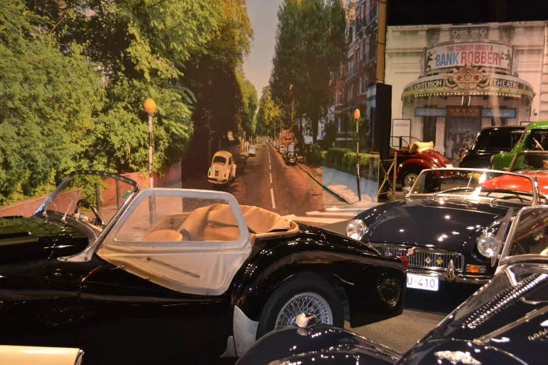 « So British », superbe exposition de fin d’année à Autoworld