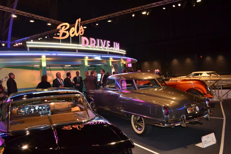 « American Dream Cars and Bikes, the Golden Years » à Autoworld
