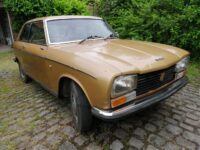 A vendre lot de deux Peugeot 304 coupé